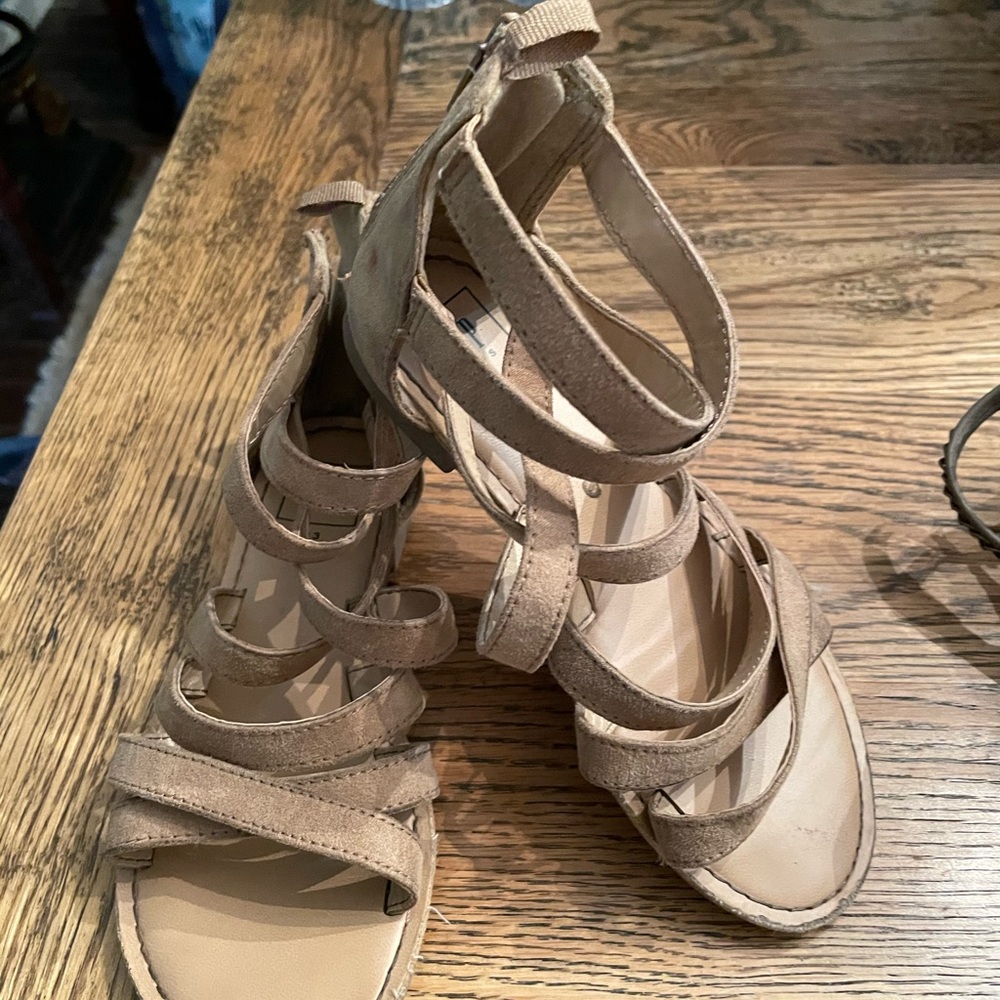 GAP Sandals Size 13 Little Girls EUC